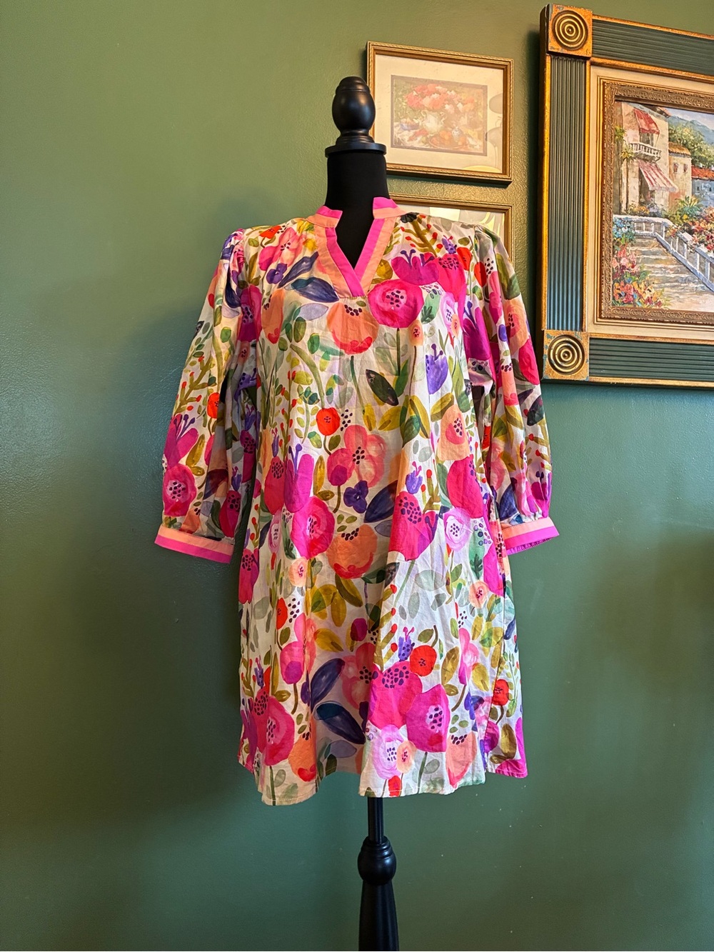 Avara womens dress size Small fuchsia floral pattern 100% cotton